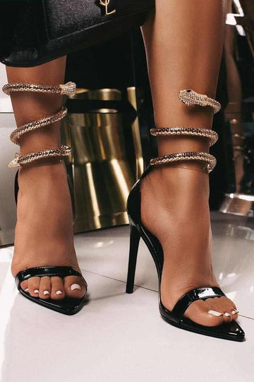 Sandales noires à talons aiguilles à lanières ouvertes